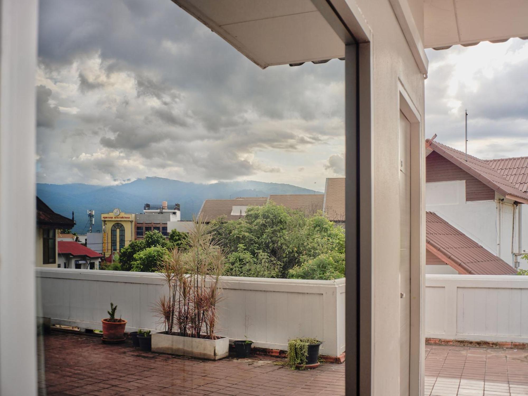 Chiangmai Inn Guesthouse Chiang Mai Ngoại thất bức ảnh