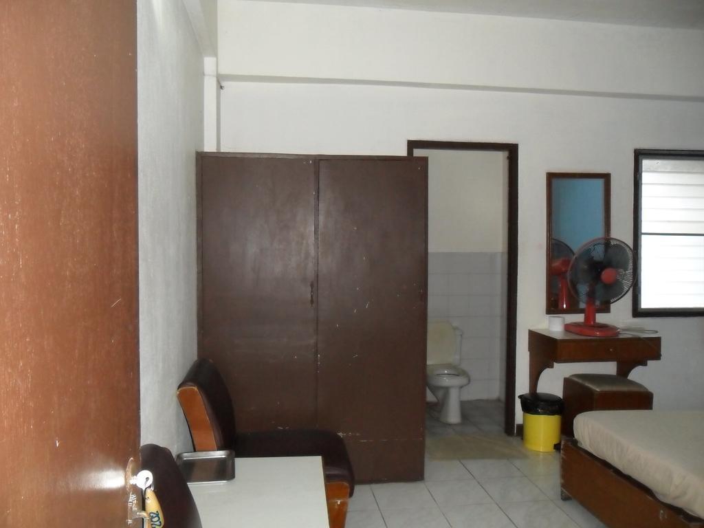 Chiangmai Inn Guesthouse Chiang Mai Phòng bức ảnh